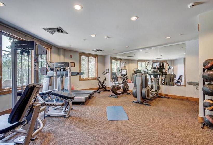 호텔 Mountain Thunder Lodge