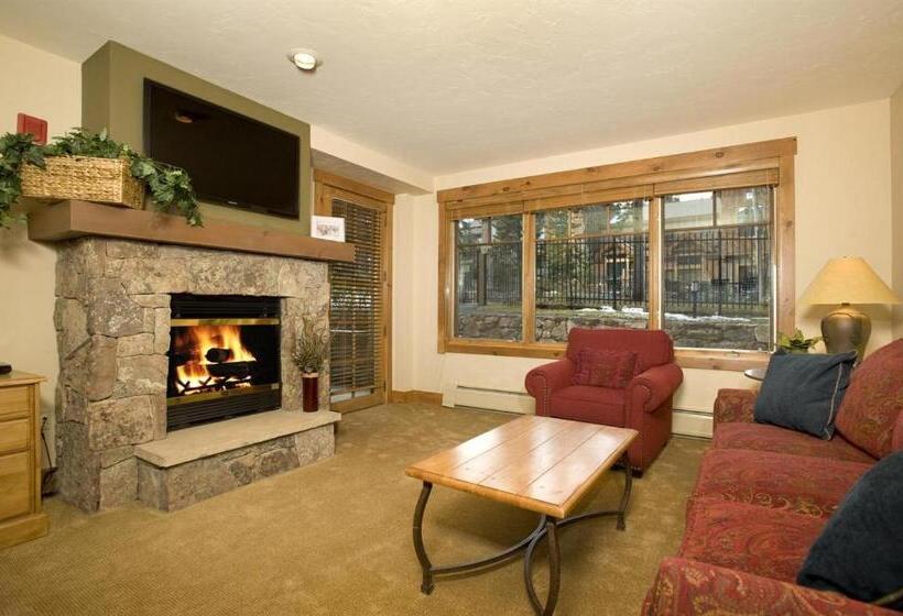 호텔 Mountain Thunder Lodge