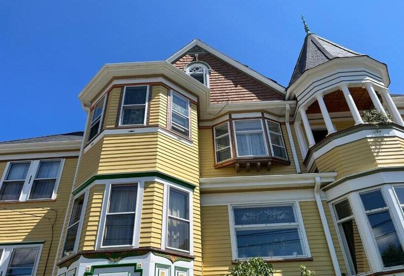 فندق Munroe Inn Boutique