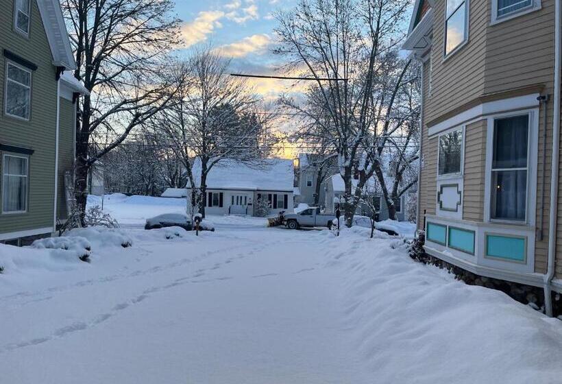 فندق Munroe Inn Boutique