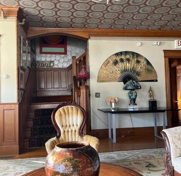 فندق Munroe Inn Boutique