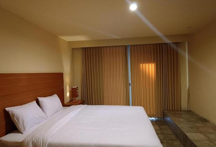 酒店 Kuta Living By Kamara