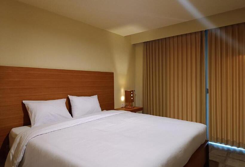 酒店 Kuta Living By Kamara