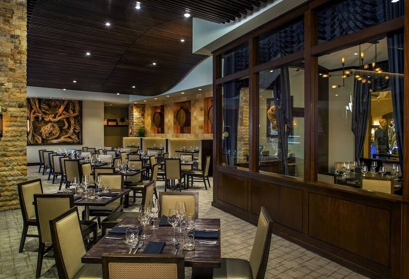 בית מלון כפרי Pala Casino Spa And Resort