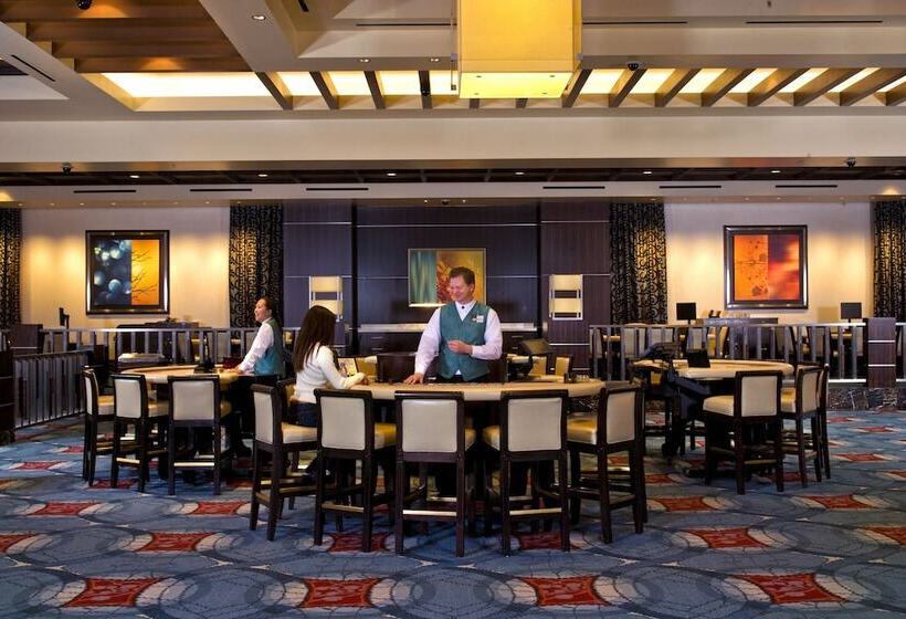 בית מלון כפרי Pala Casino Spa And Resort