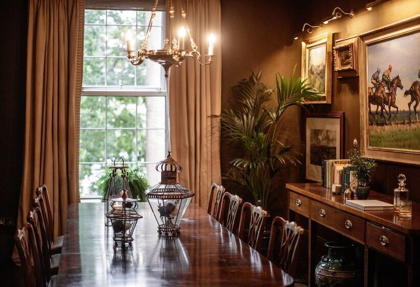 호텔 Pembroke Townhouse