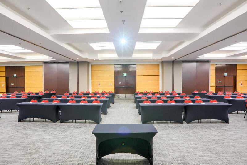 Отель Pestana Curitiba