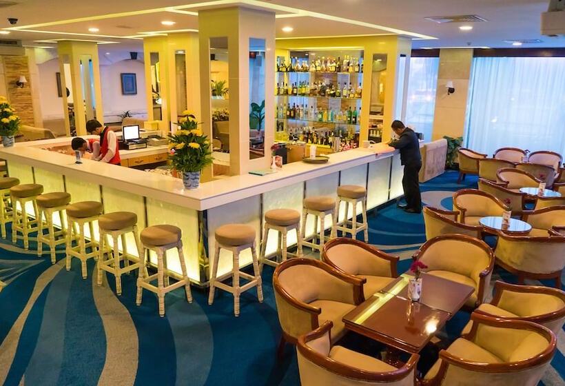 Отель Phnom Penh