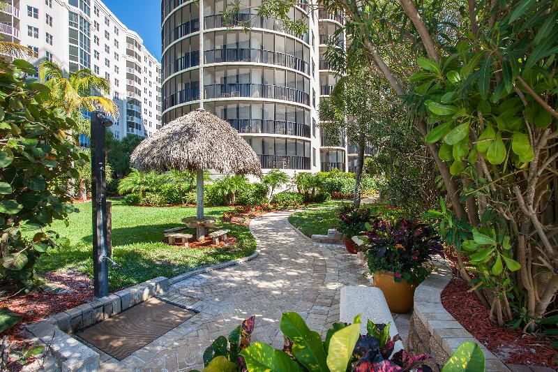 فندق Pointe Estero Resort