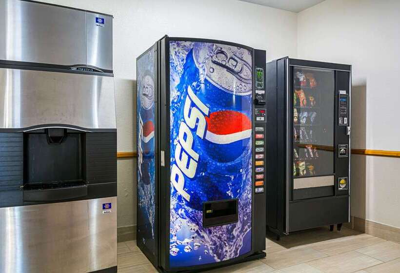 فندق Quality Inn & Suites Greensburg I74