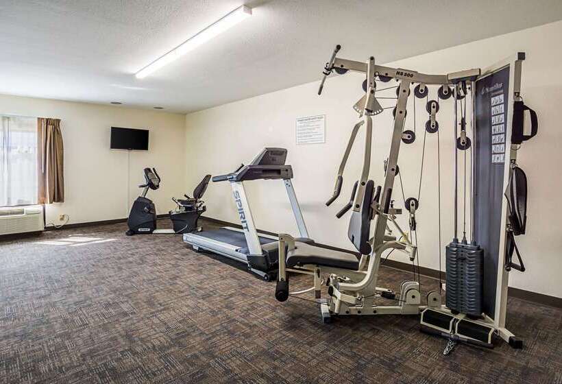 בית מלון כפרי Quality Inn & Suites Greensburg I74