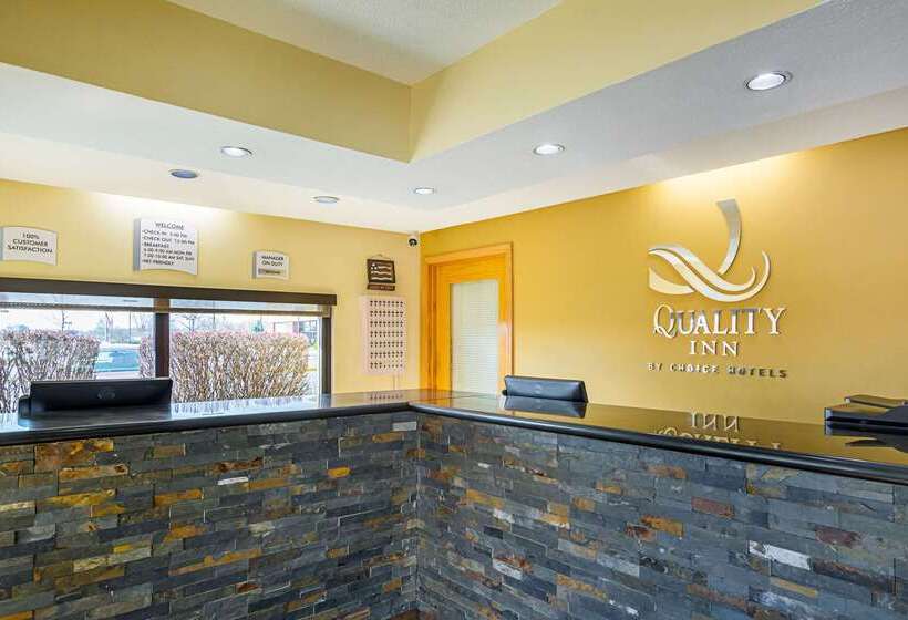 فندق Quality Inn & Suites Greensburg I74