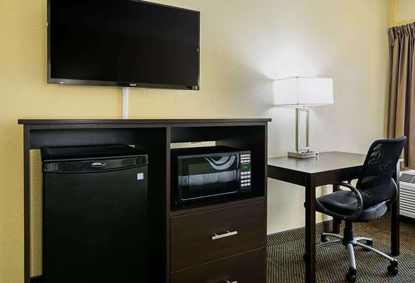 فندق Quality Inn & Suites Greensburg I74