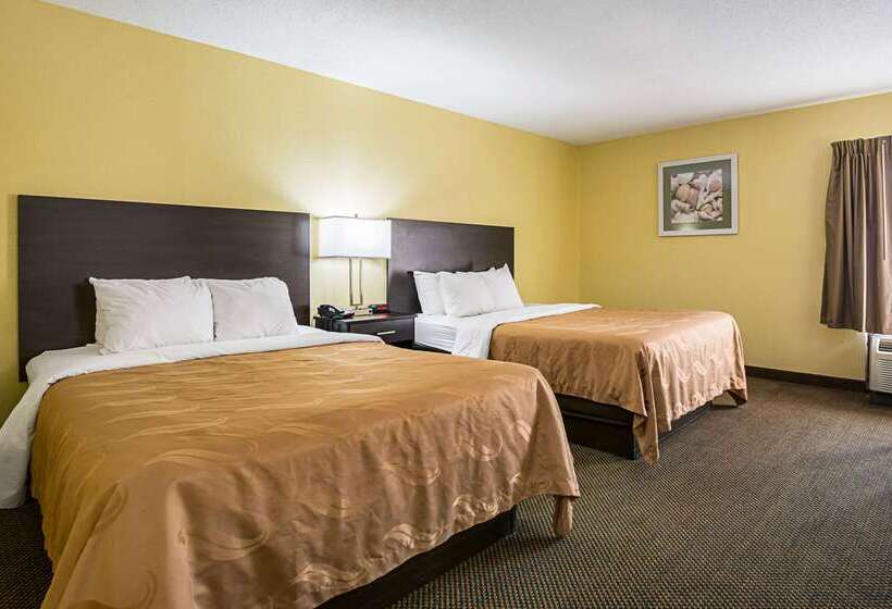 فندق Quality Inn & Suites Greensburg I74