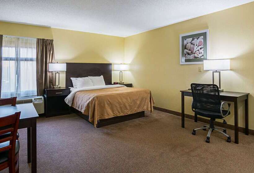 فندق Quality Inn & Suites Greensburg I74