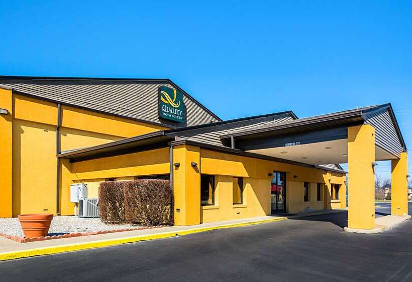 בית מלון כפרי Quality Inn & Suites Greensburg I74