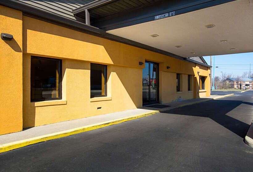 فندق Quality Inn & Suites Greensburg I74