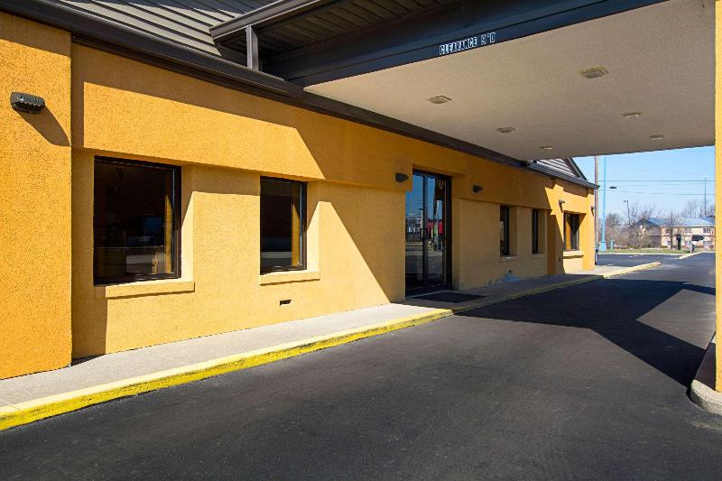 فندق Quality Inn & Suites Greensburg I74