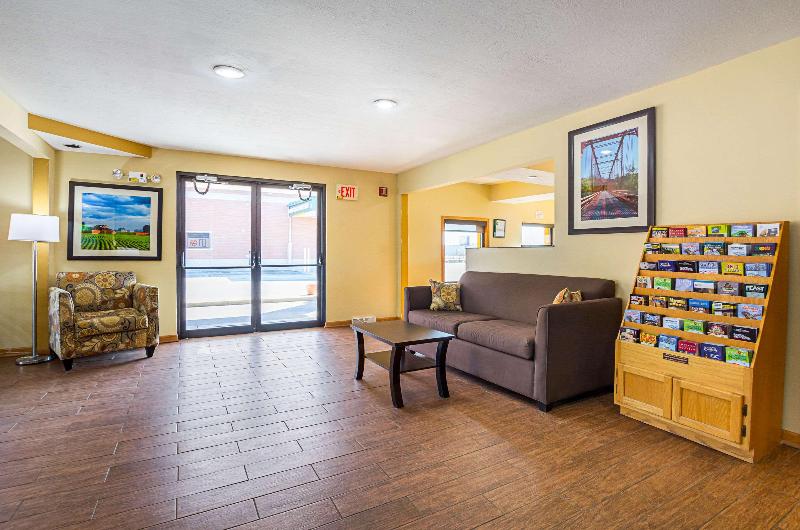 فندق Quality Inn & Suites Greensburg I74