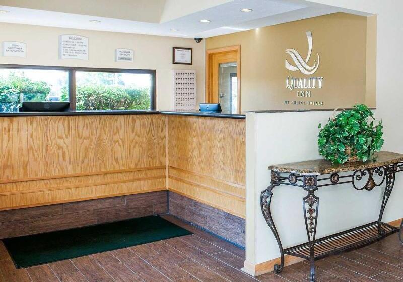 فندق Quality Inn & Suites Greensburg I74