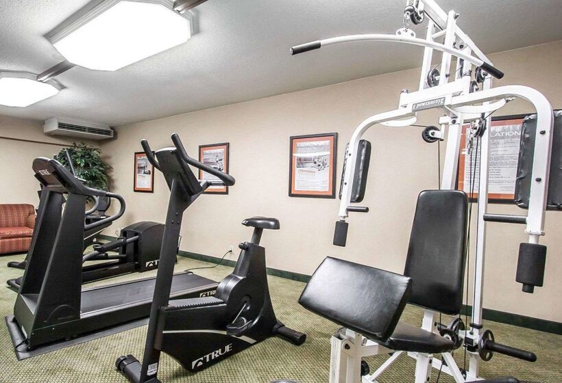 هتل Quality Inn & Suites North