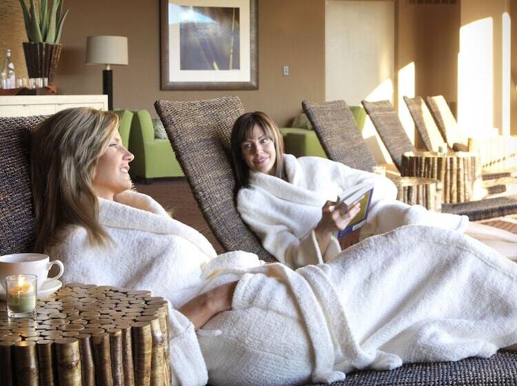 Отель Red Mountain Resort