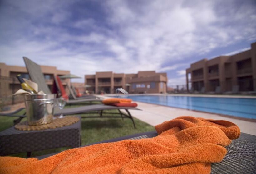 Отель Red Mountain Resort