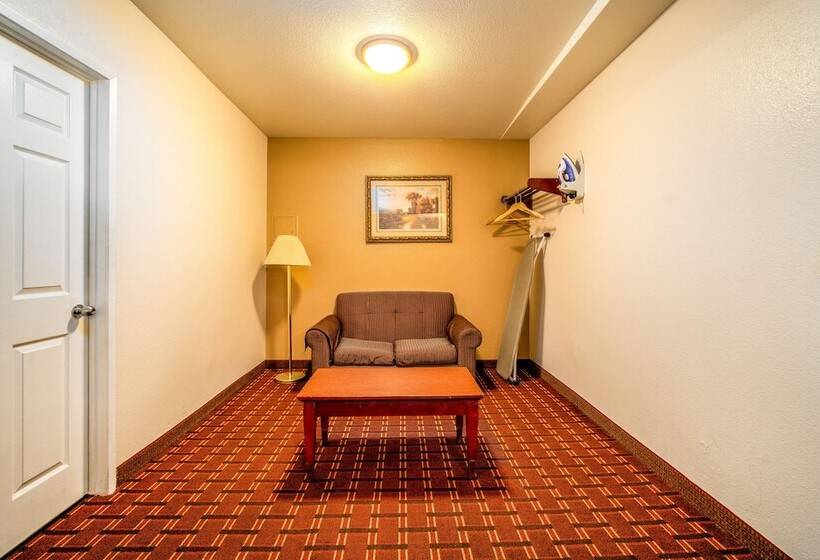 فندق Regency Inn & Suites Downey