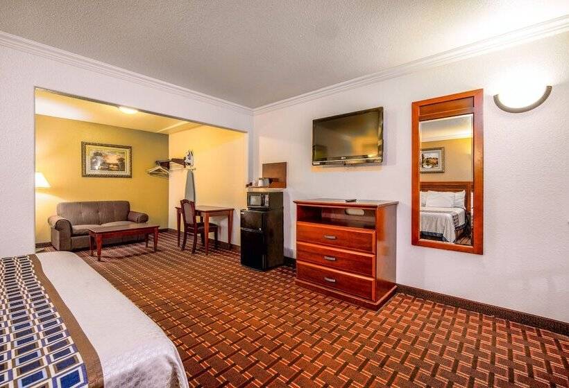 فندق Regency Inn & Suites Downey