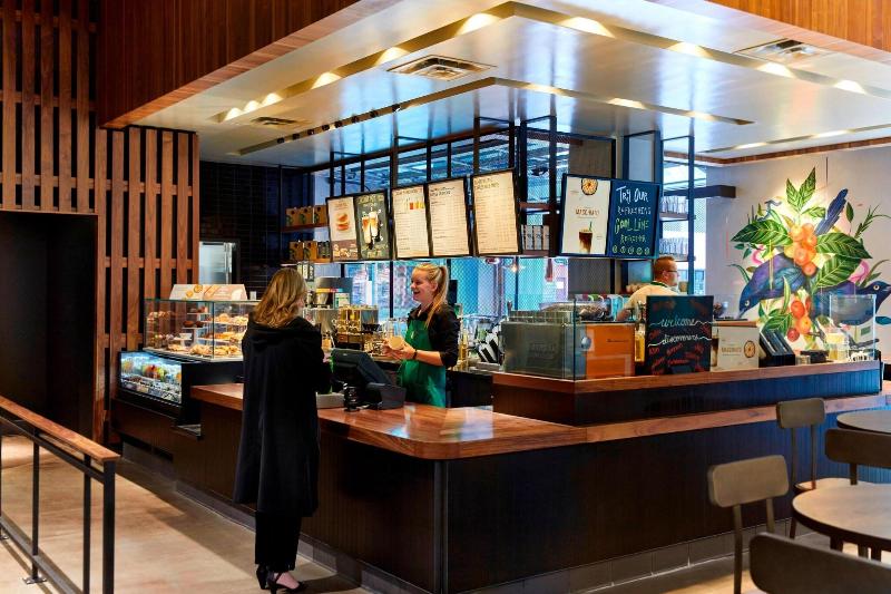 Отель Renaissance Phoenix Downtown