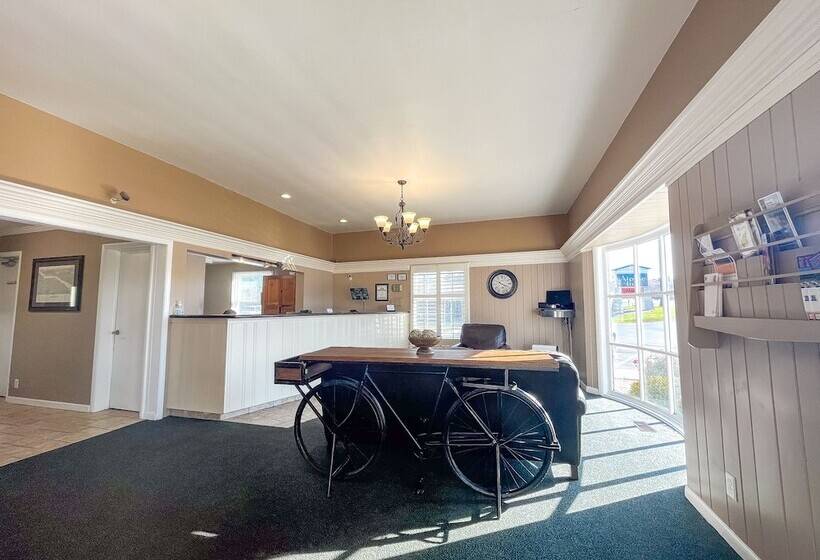 ホテル Alpine Inn & Suites Rockford