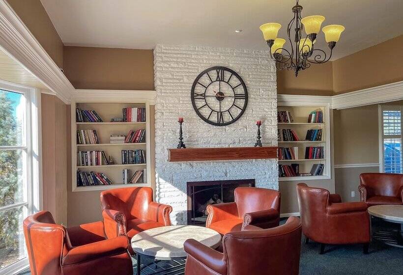 ホテル Alpine Inn & Suites Rockford