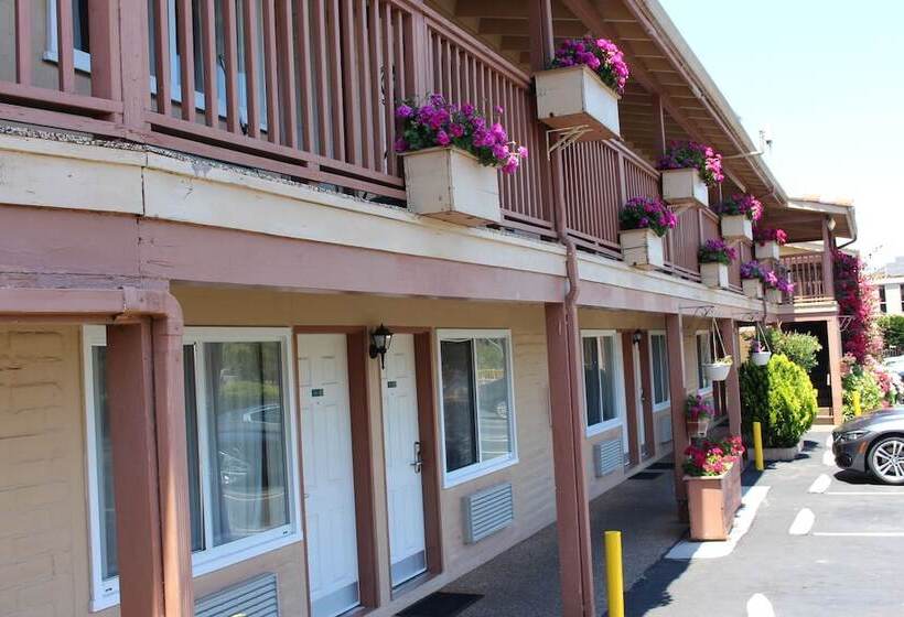 ホテル Rodeway Inn Near Downtown Monterey
