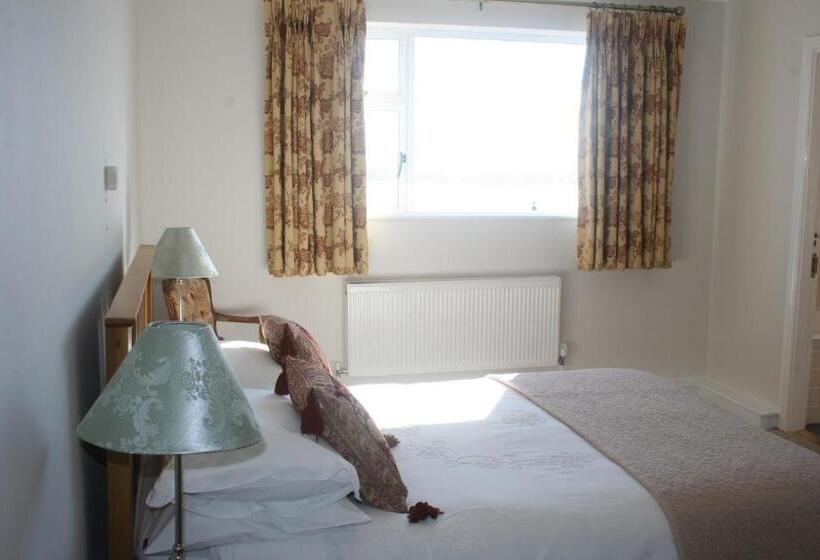 ホテル Roundstone House