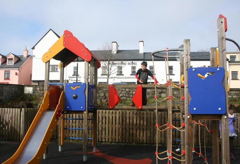 ホテル Roundstone House