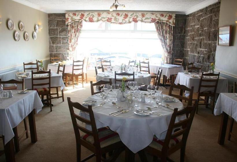 ホテル Roundstone House