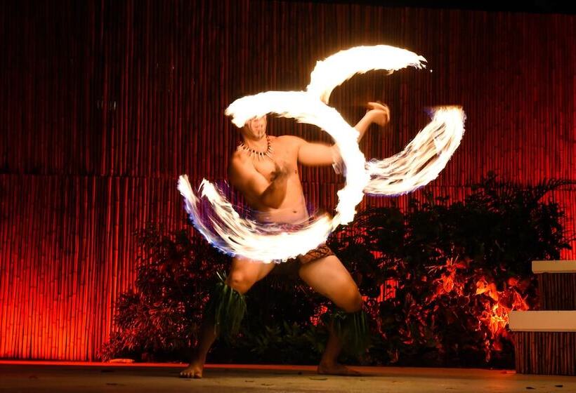 בית מלון כפרי Royal Lahaina Resort & Bungalows