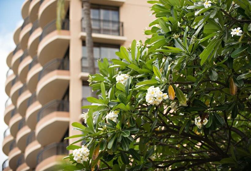 בית מלון כפרי Royal Lahaina Resort & Bungalows