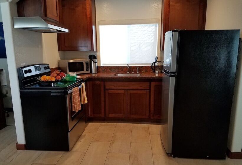 Отель Shoshone Inn