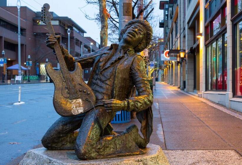 Silver Cloud Hotel   Seattle Broadway