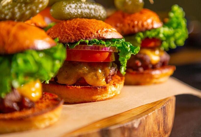 Silver Cloud Hotel   Seattle Broadway