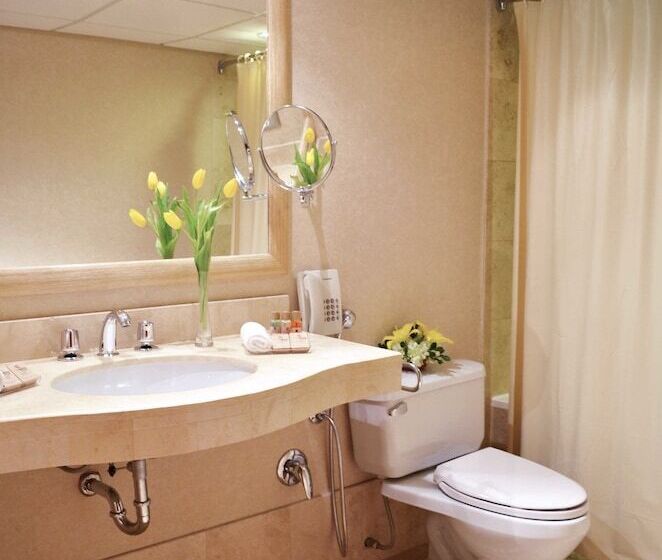 Sol De Oro Hotel & Suites