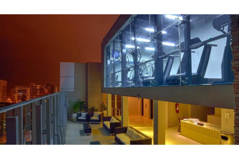 Sol De Oro Hotel & Suites