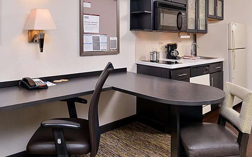 Отель Sonesta Simply Suites Chicago O'hare Airport