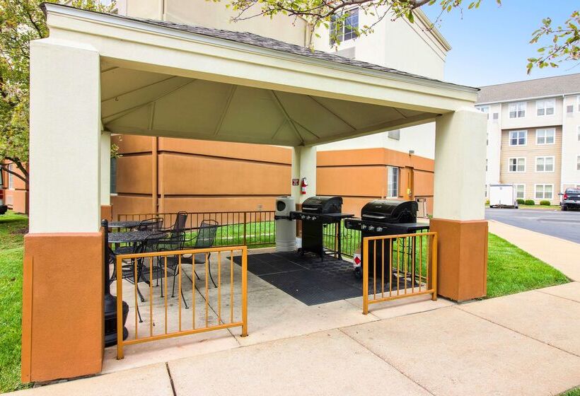 فندق Sonesta Simply Suites St Louis Earth City