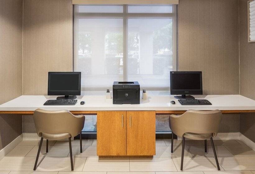 Отель Springhill Suites Austin Round Rock