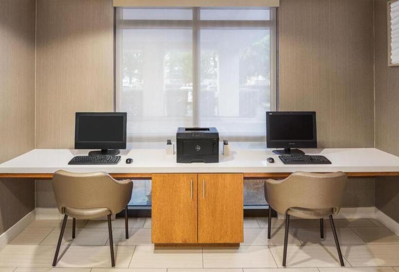 Отель Springhill Suites Austin Round Rock