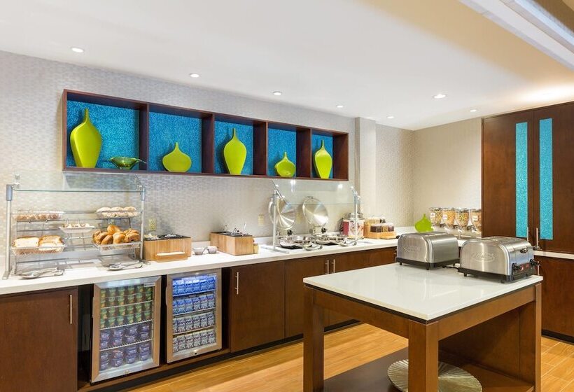 בית מלון כפרי Springhill Suites Austin South