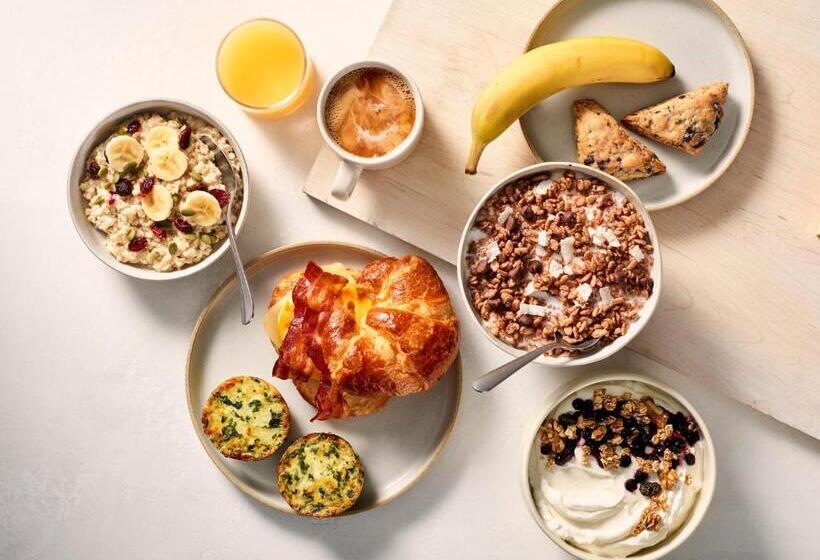 Отель Springhill Suites Boston Peabody