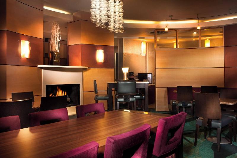 Отель Springhill Suites Dallas Dfw Airport North/grapevine